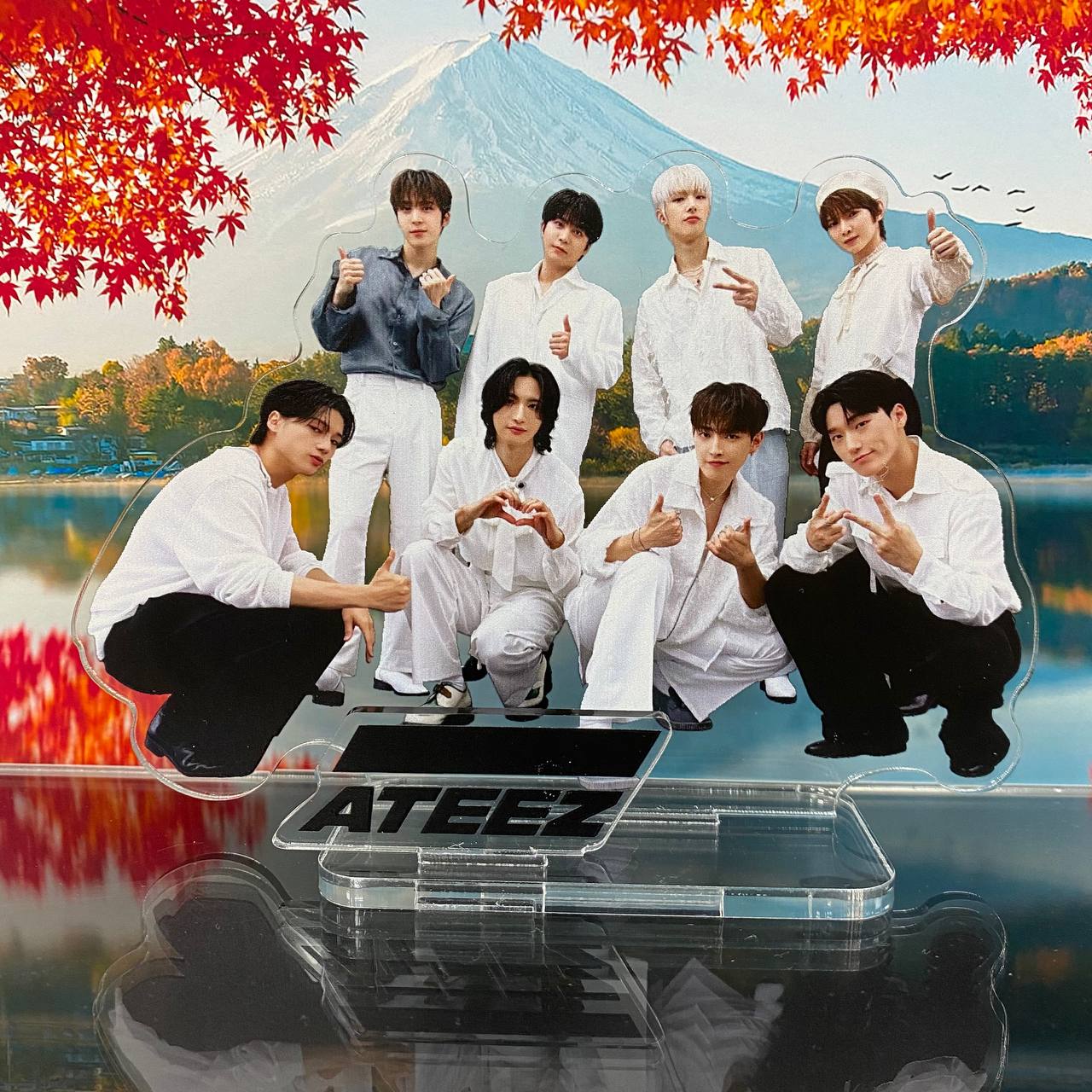 Акриловый стенд ATEEZ Группа от магазина akihaba.ru